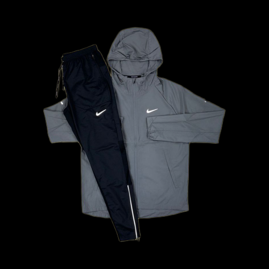 Ensemble Running Grey and Black