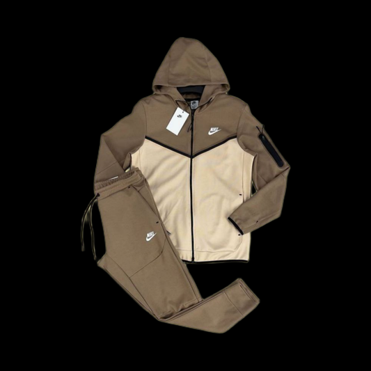 Ensemble Tech Fleece Brown