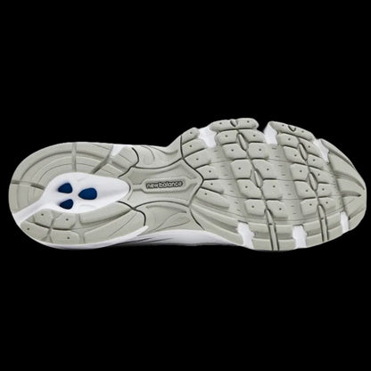 740v2 'White Silver Reflection'