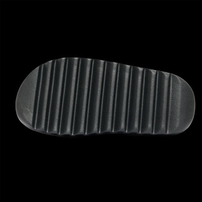Yeezy Slides 'Dark Onyx'